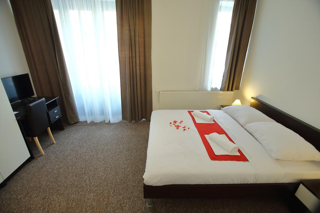 Sobe Oliva Hotel Zagreb Exterior photo