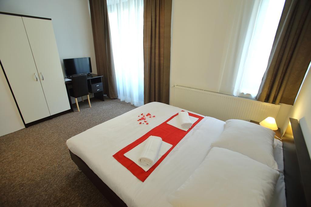 Sobe Oliva Hotel Zagreb Exterior photo